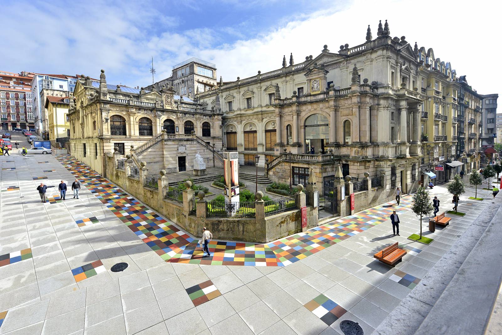 Dallages en GRANIT BLANC CRISTAL finition flammée
