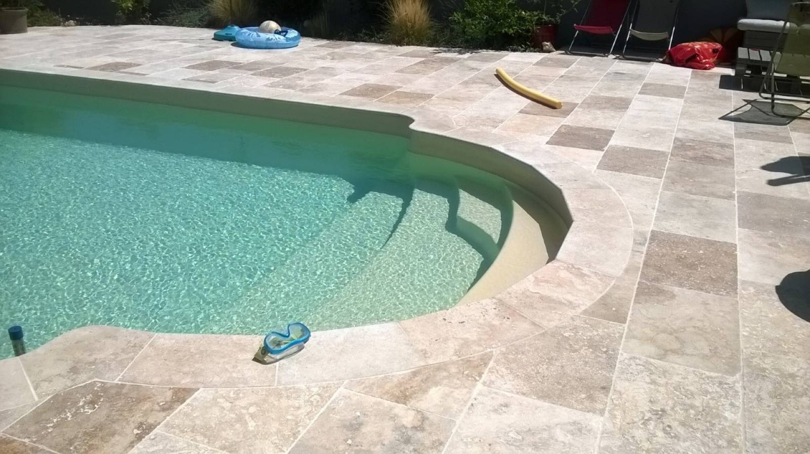 DALLAGES ET MARGELLES EN TRAVERTIN 1er CHOIX MIX