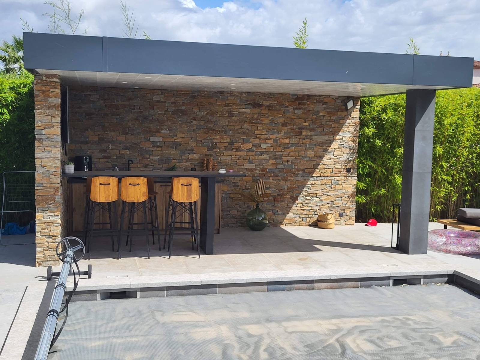 PAREMENTS SUPPORT BETON « GNEISS »